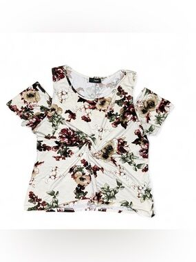 Hype+ the “Cold Shoulder” Blouse